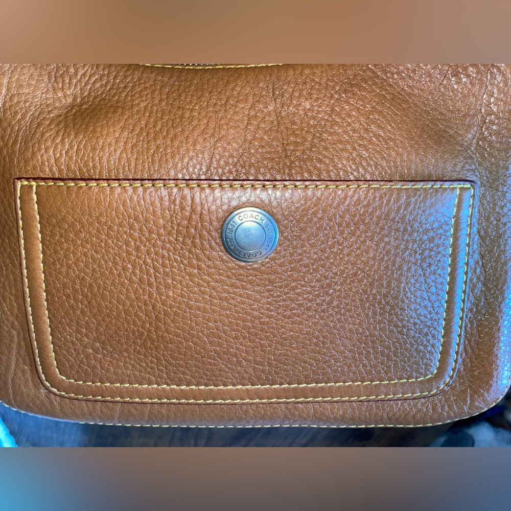 SOLD Coach (8E99) Chelsea Pebble Leather Shoulder Bag with Free bag scarf - Picture 13 of 16